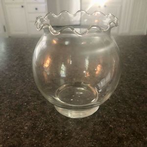 Vintage Scollop Vase